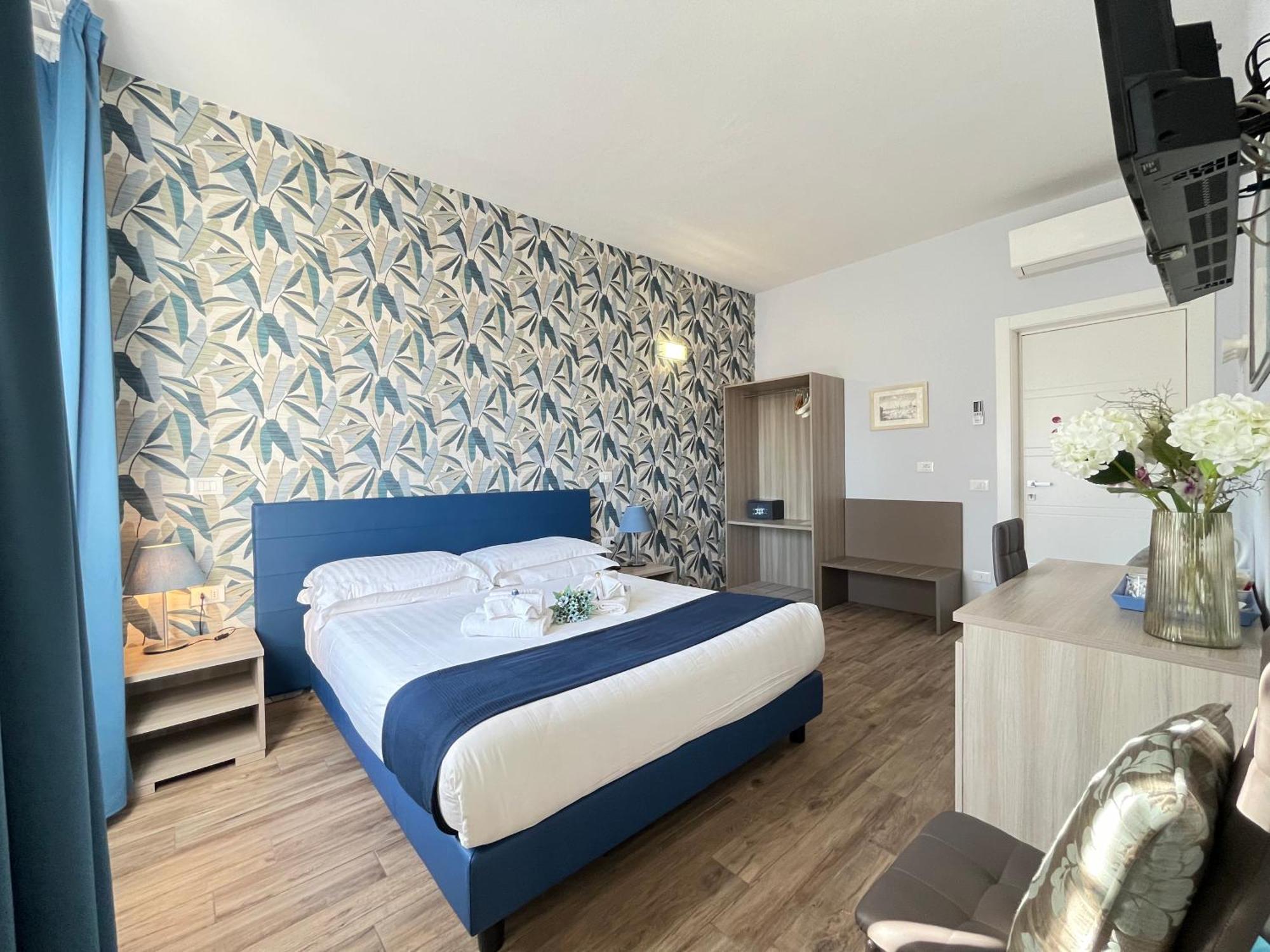 Porta Alla Croce Guest House Florens Rum bild